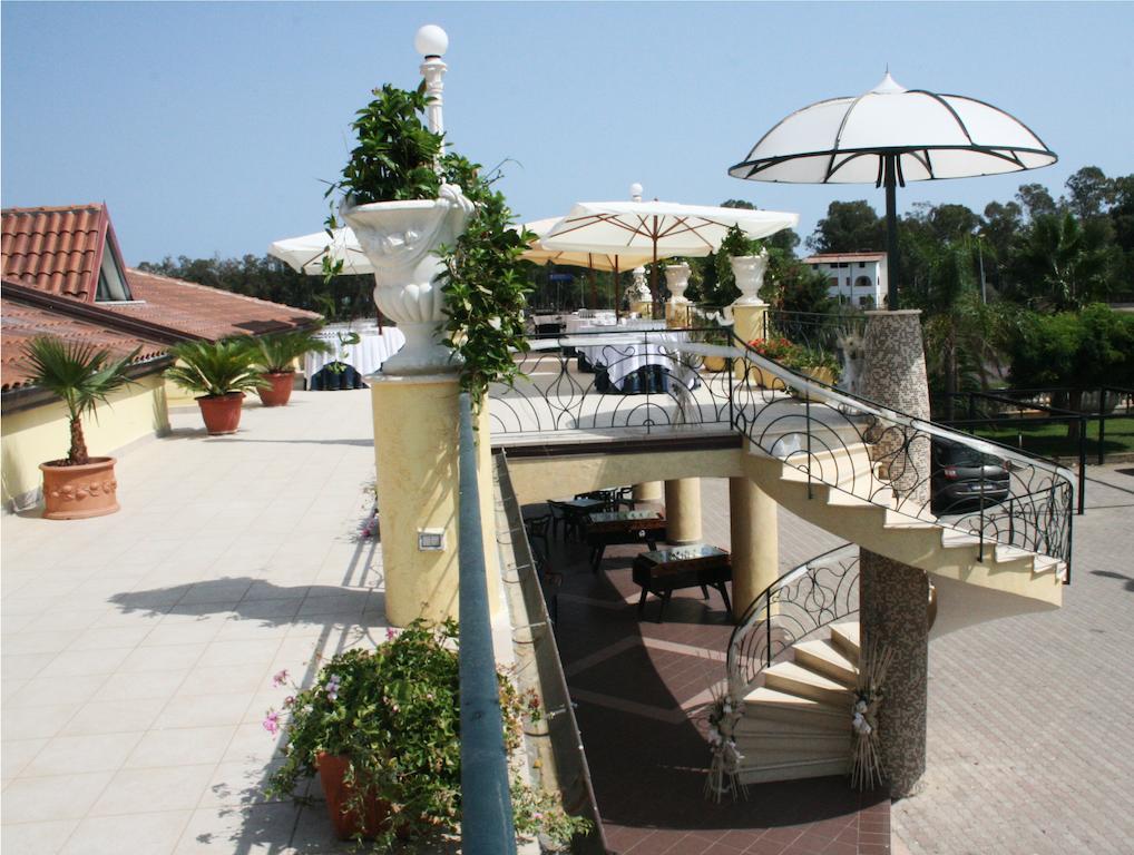 Hotel Miramare Marina di Schiavonea Exterior photo
